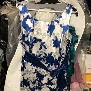 Women’s formal dresses